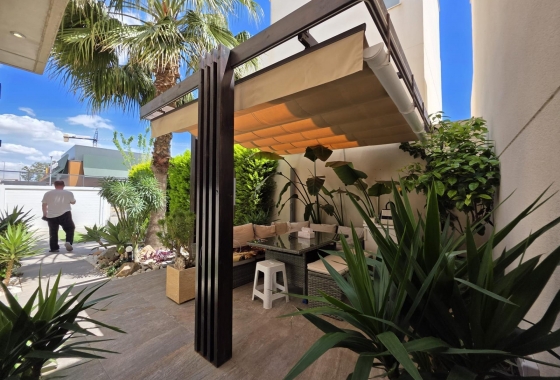 Herverkoop - Villa - Pilar de la Horadada - Zona Pueblo