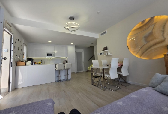 Herverkoop - Villa - Pilar de la Horadada - Zona Pueblo