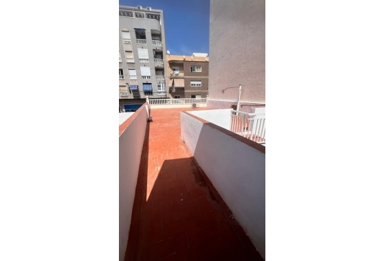 Resale - Townhouse - Torrevieja - Estacion De Autobuses