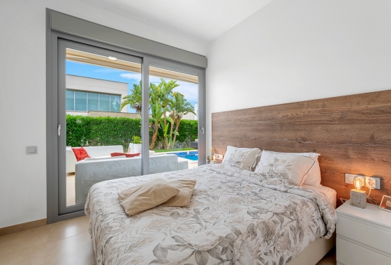 Wiederverkauf - Villa - Orihuela - Inland