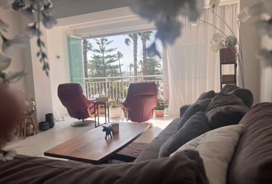 Återförsäljning - Lägenhet / lägenhet - Torrevieja