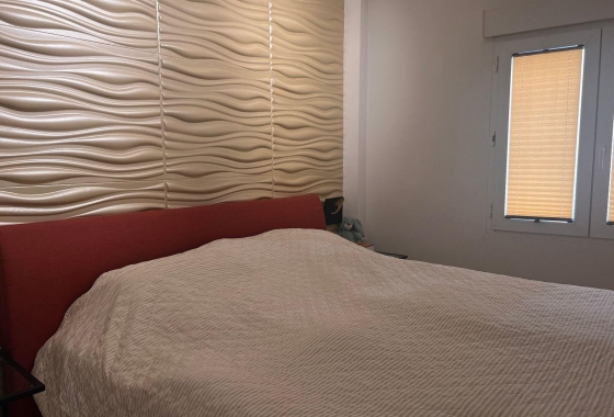 Återförsäljning - Lägenhet / lägenhet - Torrevieja