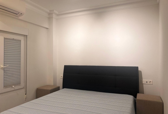 Återförsäljning - Lägenhet / lägenhet - Torrevieja