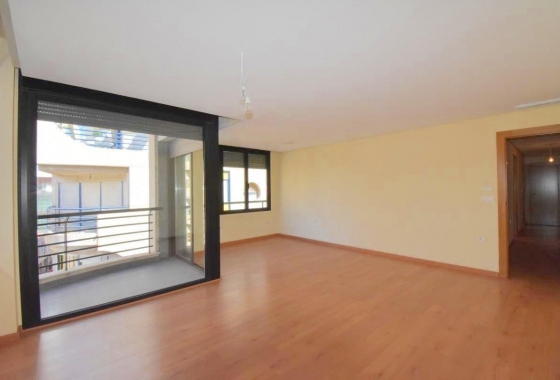 Herverkoop - Appartement / flat - Torrevieja - Centro - Muelle Pesquero