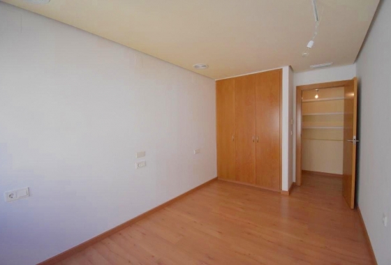 Herverkoop - Appartement / flat - Torrevieja - Centro - Muelle Pesquero