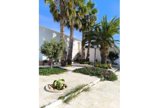 Resale - Villa - Torre Del Rico - Inland