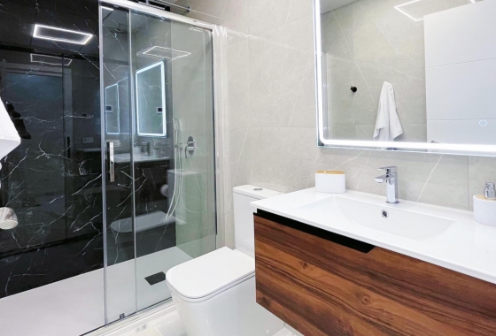 Wiederverkauf - Wohnung - Torrevieja - Playa del Cura