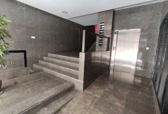 Wiederverkauf - Wohnung - Torrevieja - Puerto