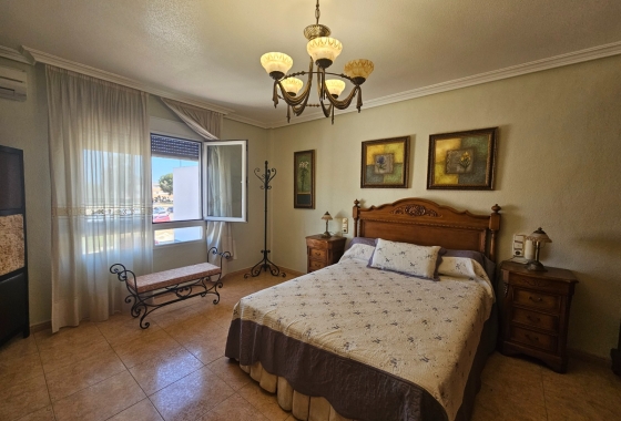 Herverkoop - Herenhuis - Rojales - Pueblo