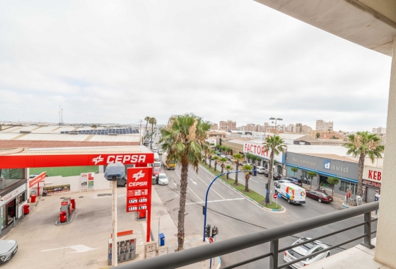 Wiederverkauf - Wohnung - Torrevieja - Centro