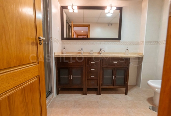 Wiederverkauf - Wohnung - Torrevieja - Centro