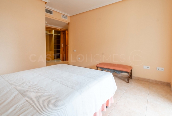 Wiederverkauf - Wohnung - Torrevieja - Centro