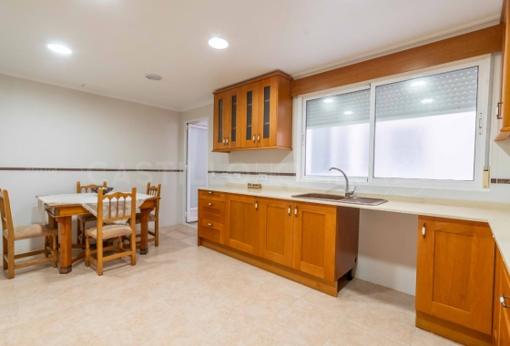 Wiederverkauf - Wohnung - Torrevieja - Centro