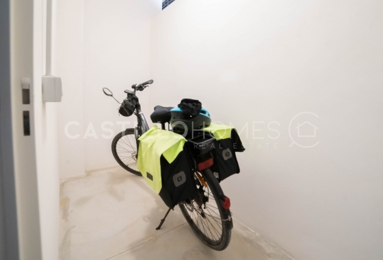 Resale - Apartment / flat - Orihuela Costa - Villamartín