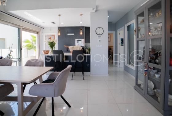 Wiederverkauf - Villa - Orihuela Costa - Villamartín