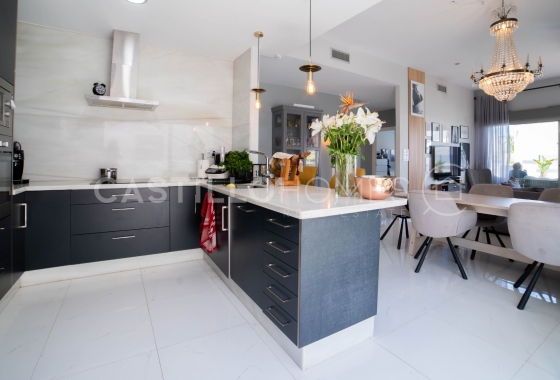 Wiederverkauf - Villa - Orihuela Costa - Villamartín