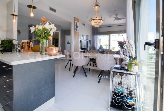 Wiederverkauf - Villa - Orihuela Costa - Villamartín