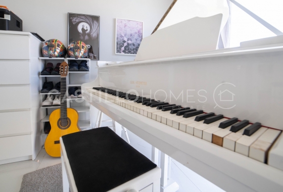 Wiederverkauf - Villa - Orihuela Costa - Villamartín