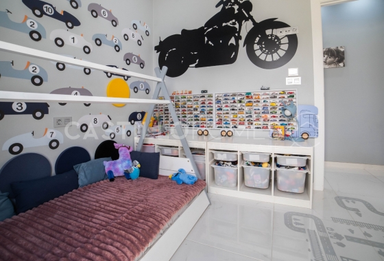 Wiederverkauf - Villa - Orihuela Costa - Villamartín