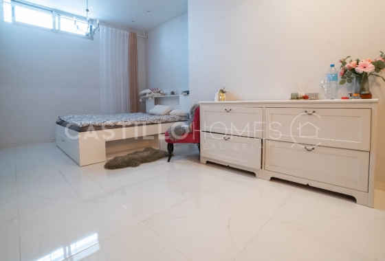 Wiederverkauf - Villa - Orihuela Costa - Villamartín