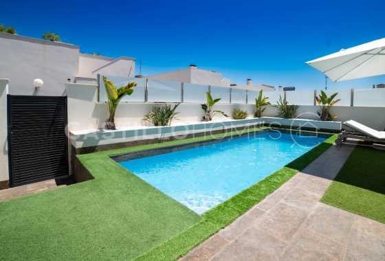 Wiederverkauf - Villa - Orihuela Costa - Villamartín