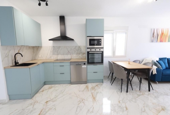 Herverkoop - Herenhuis - Torrevieja - Costa Blanca