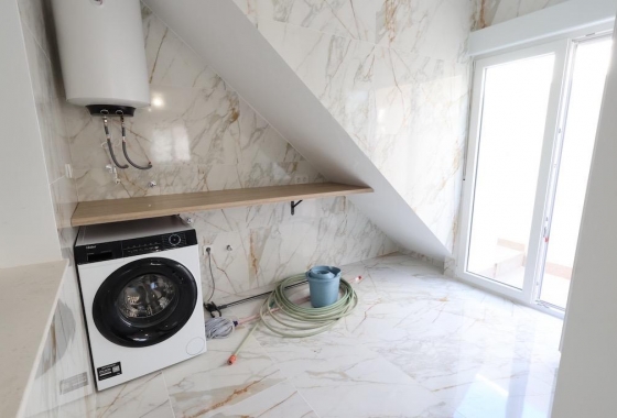 Herverkoop - Herenhuis - Torrevieja - Costa Blanca