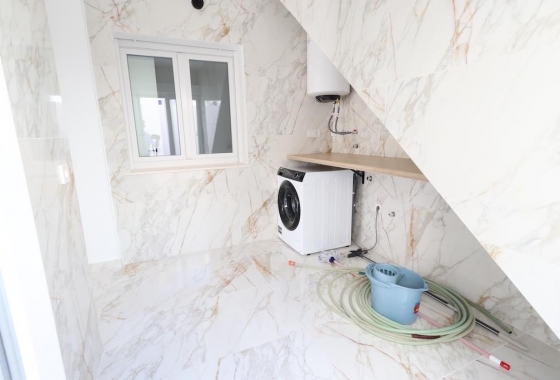 Herverkoop - Herenhuis - Torrevieja - Costa Blanca