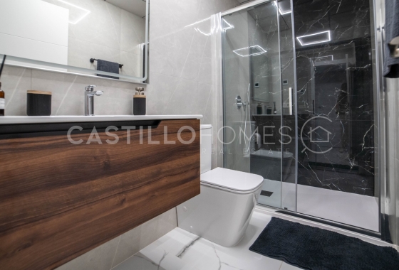 Herverkoop - Appartement / flat - Torrevieja - Playa del Cura