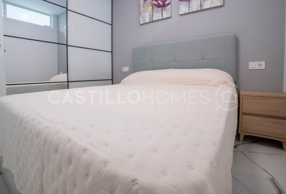 Herverkoop - Appartement / flat - Torrevieja - Playa del Cura