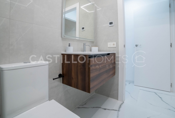 Wiederverkauf - Wohnung - Torrevieja - Playa del Cura