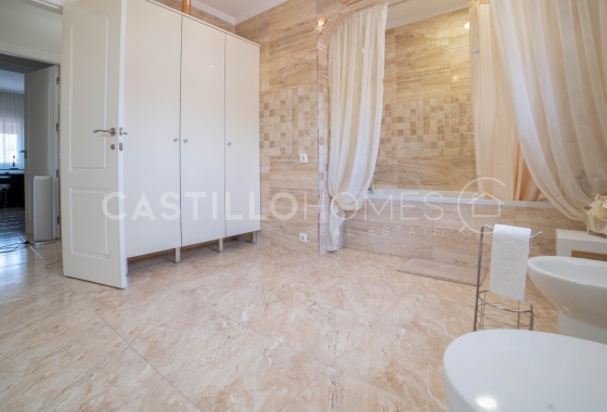 Wiederverkauf - Villa - Torrevieja - Los Balcones