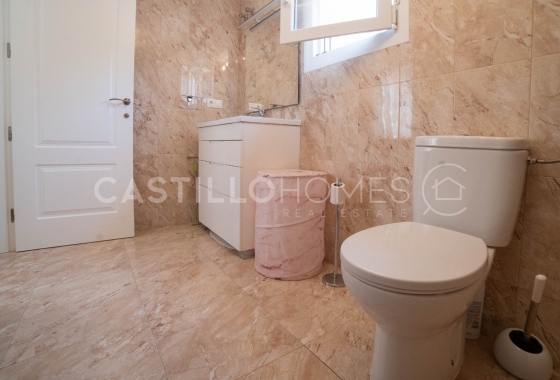 Wiederverkauf - Villa - Torrevieja - Los Balcones