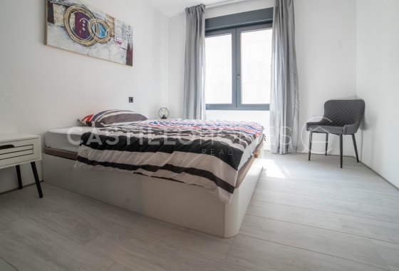 Wiederverkauf - Wohnung - Torrevieja - Centro