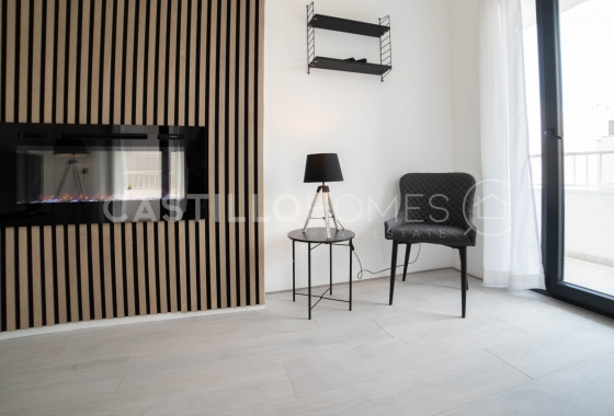 Wiederverkauf - Wohnung - Torrevieja - Centro