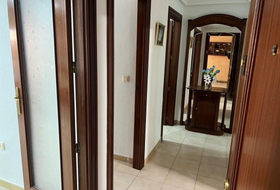 Wiederverkauf - Wohnung - Torrevieja - Playa del Cura