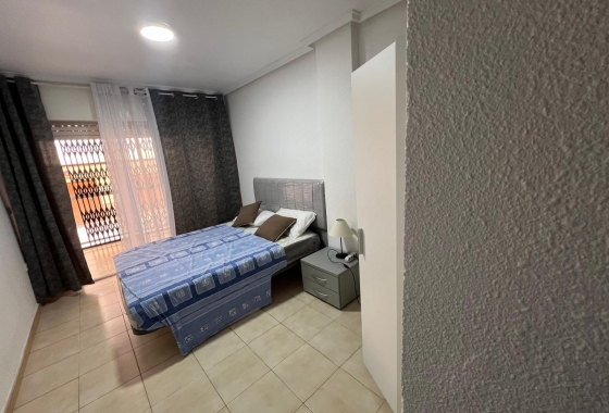 Wiederverkauf - Wohnung - Torrevieja - Playa del Cura