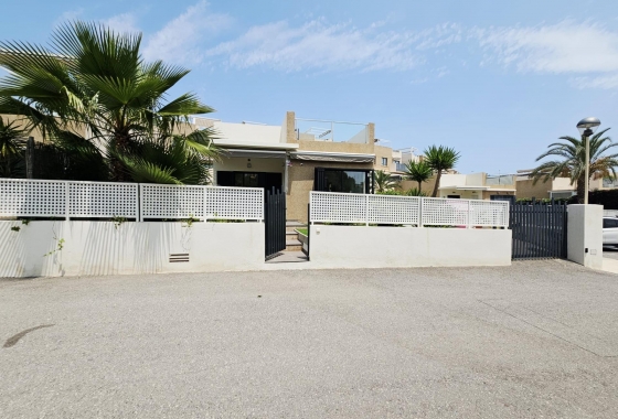 Wiederverkauf - Villa - Orihuela Costa - La Regia