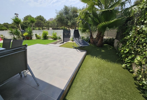 Wiederverkauf - Villa - Orihuela Costa - La Regia