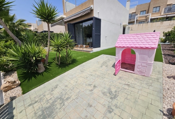 Wiederverkauf - Villa - Orihuela Costa - La Regia