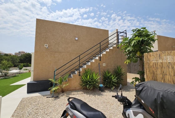 Wiederverkauf - Villa - Orihuela Costa - La Regia