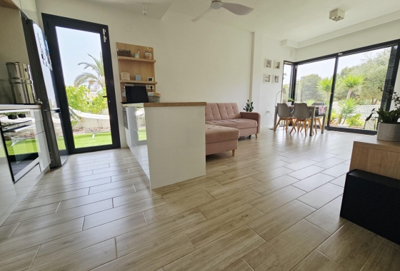 Wiederverkauf - Villa - Orihuela Costa - La Regia