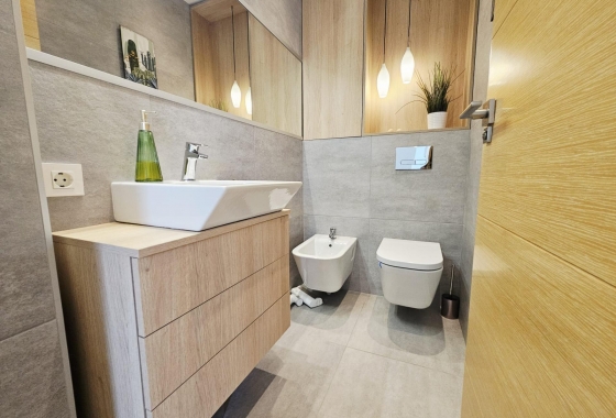 Wiederverkauf - Villa - Orihuela Costa - La Regia