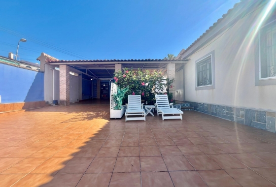 Wiederverkauf - Villa - Torrevieja - Los Balcones - Los Altos del Edén