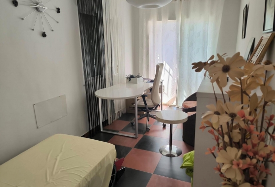 Resale - Villa - Torrevieja - La Siesta