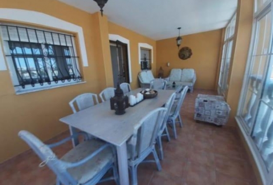 Wiederverkauf - Villa - Torrevieja - aguas nuevas