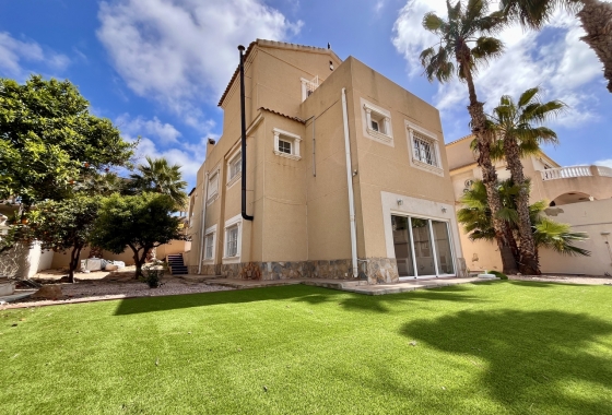 Herverkoop - Villa - La Zenia - Costa Blanca