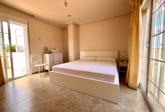 Herverkoop - Villa - La Zenia - Costa Blanca