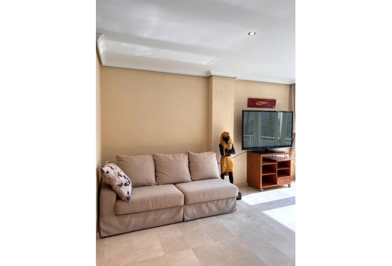 Herverkoop - Herenhuis - Torrevieja