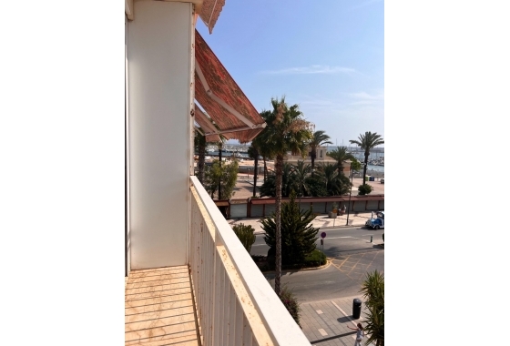 Herverkoop - Herenhuis - Torrevieja